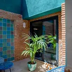 Ξενοδοχείο Lincoln Lounge