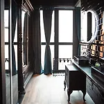 Ξενοδοχείο Lincoln Lounge
