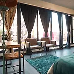 Lincoln Lounge Ξενοδοχείο