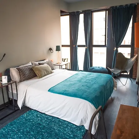 Lincoln Lounge Hotel 3*