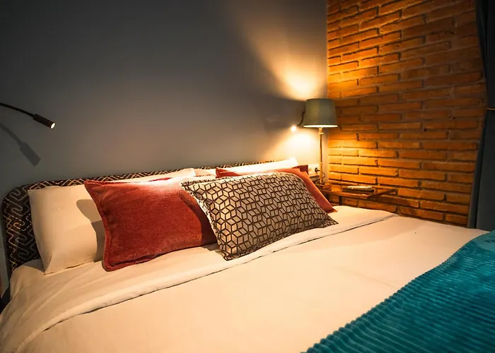 Ξενοδοχείο Lincoln Lounge 3*