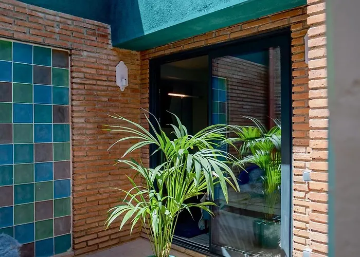 Ξενοδοχείο Lincoln Lounge